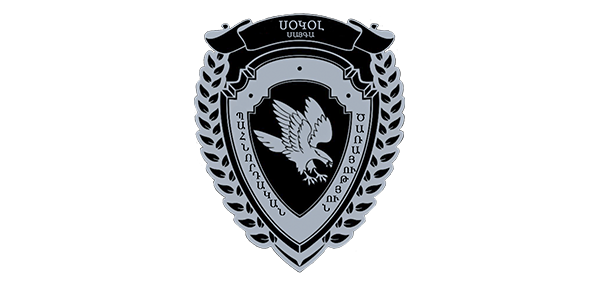 SOKOL SAYGA պահնորդական ՍՊԸ-ի լոգո, որում կարող եք տեսնել արծիվ վահանի վրա